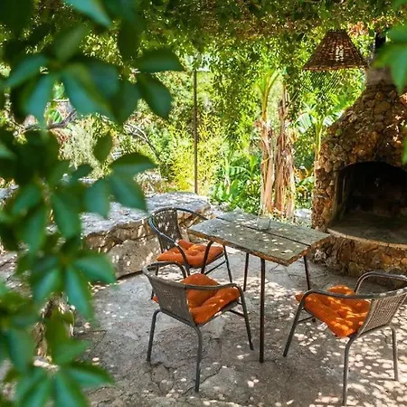 Relax Tiny / Private Pool / Entire Semesterbostad *