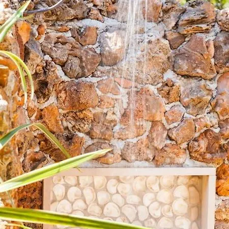 Relax Tiny / Private Pool / Entire Vakantiehuis *