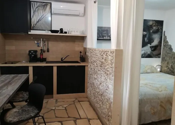 Relax Tiny / Private Pool / Entire Nyaraló